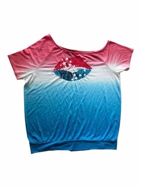 Torrid Women’s Patriotic Lips Graphic Slouchy Short Sleeve T-Shirt Torrid Size 1